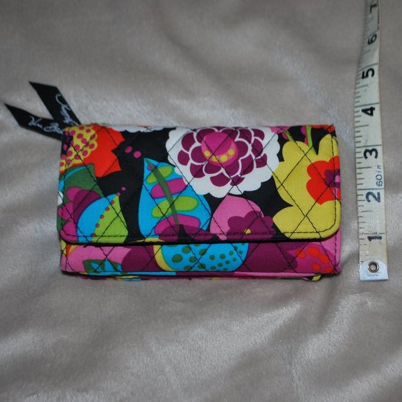 Vera Bradley Wallet/Wristlet - EUC - Picture 8 of 9